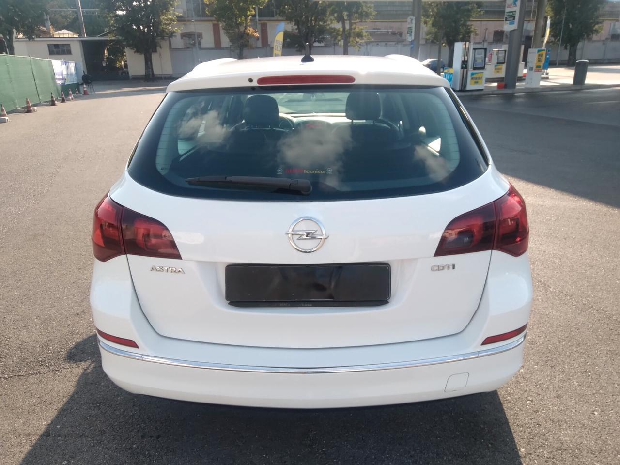 Opel Astra 1.6 CDTI EcoFLEX S&S Sports Tourer Cosmo x neopatentati