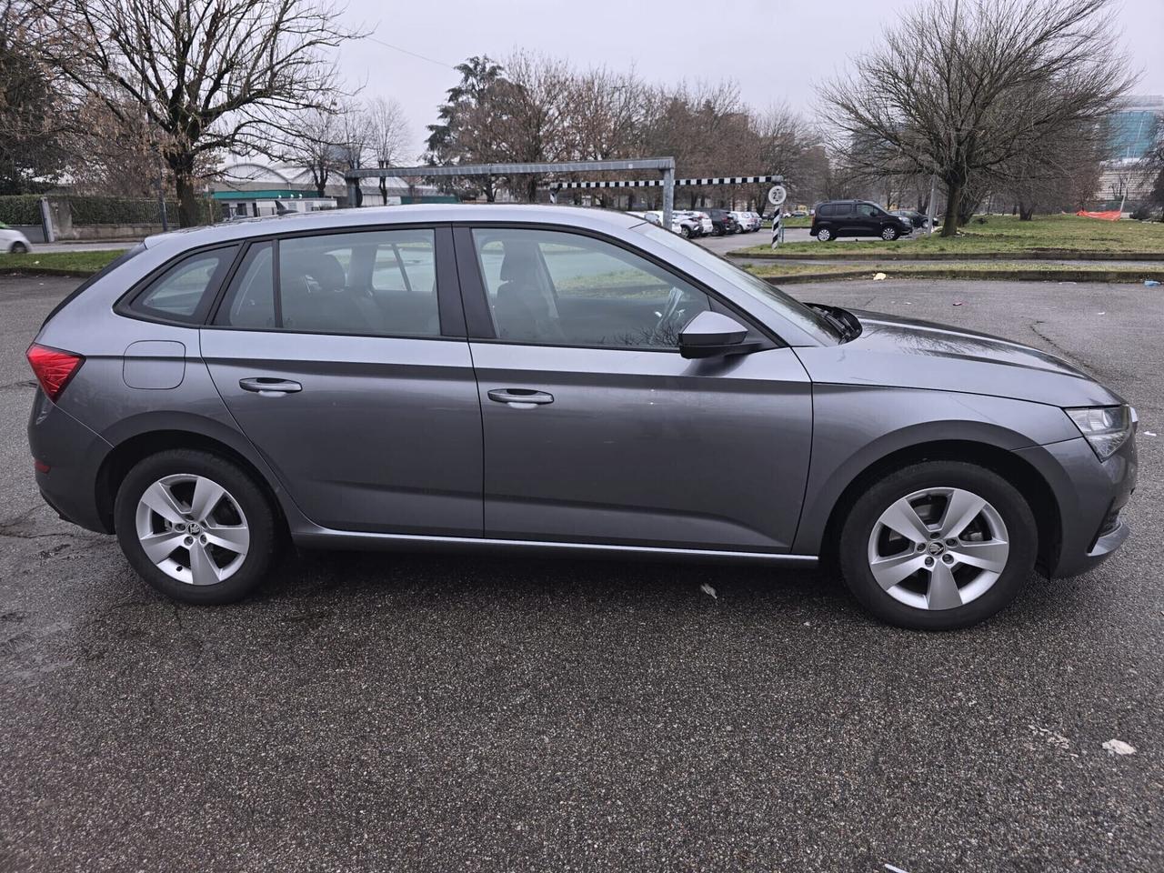Skoda Scala 1.0 TSI 110 CV DSG Ambition GANCIO TRAINO REMOVIBILE FULL ADAS TELECAMERA