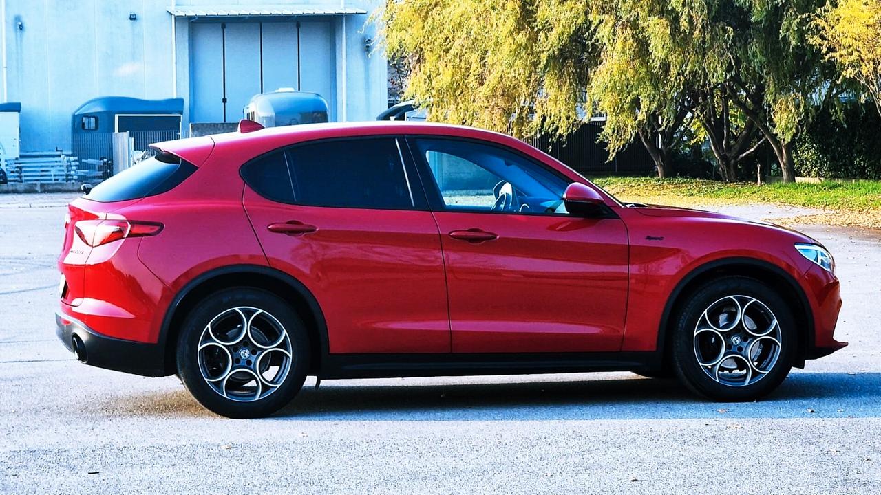 Alfa Romeo Stelvio 2.2 Turbodiesel 190 CV AT8 Q4 Sprint