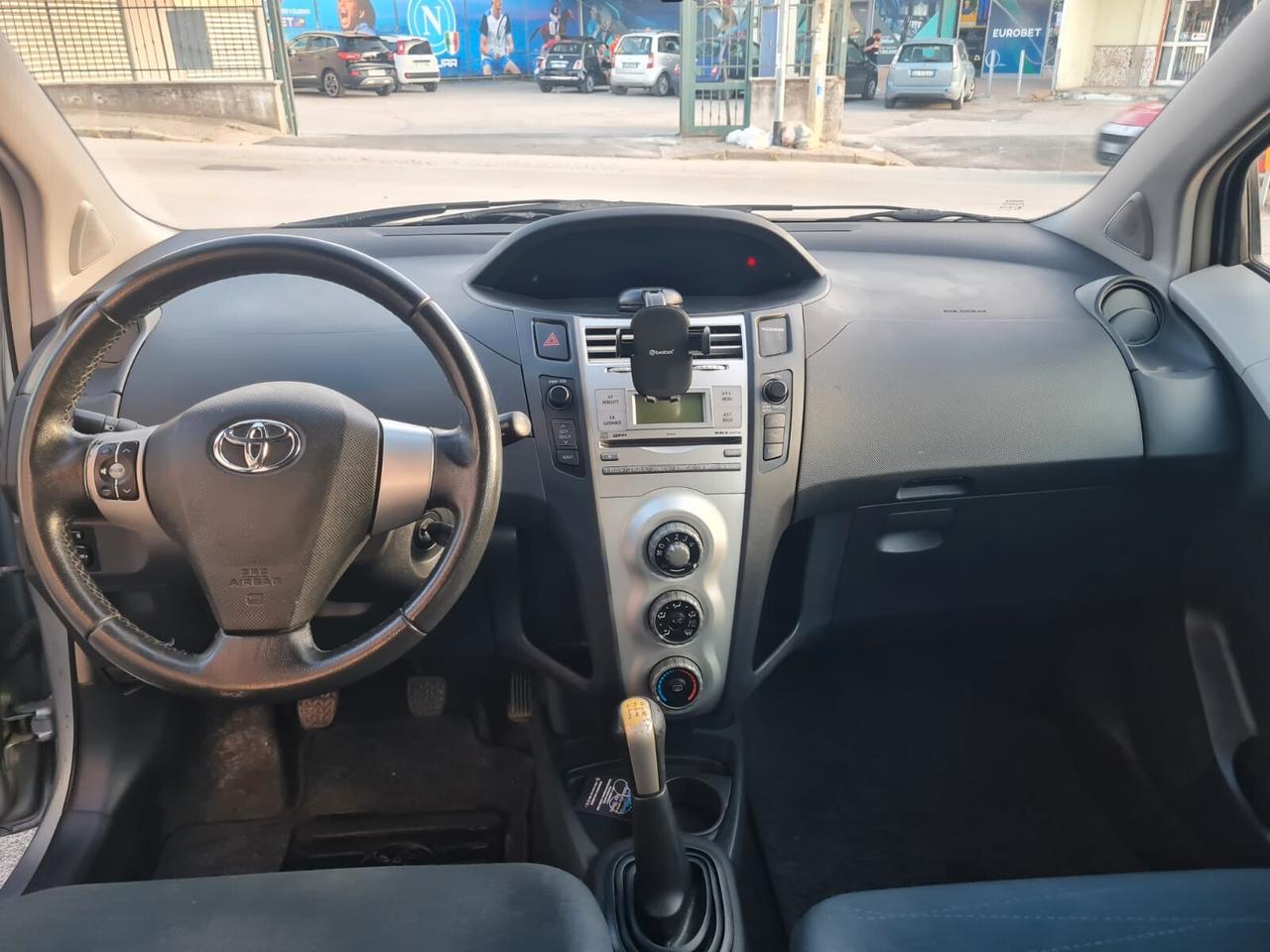 Toyota Yaris 1.4 D-4D 5 porte Navi