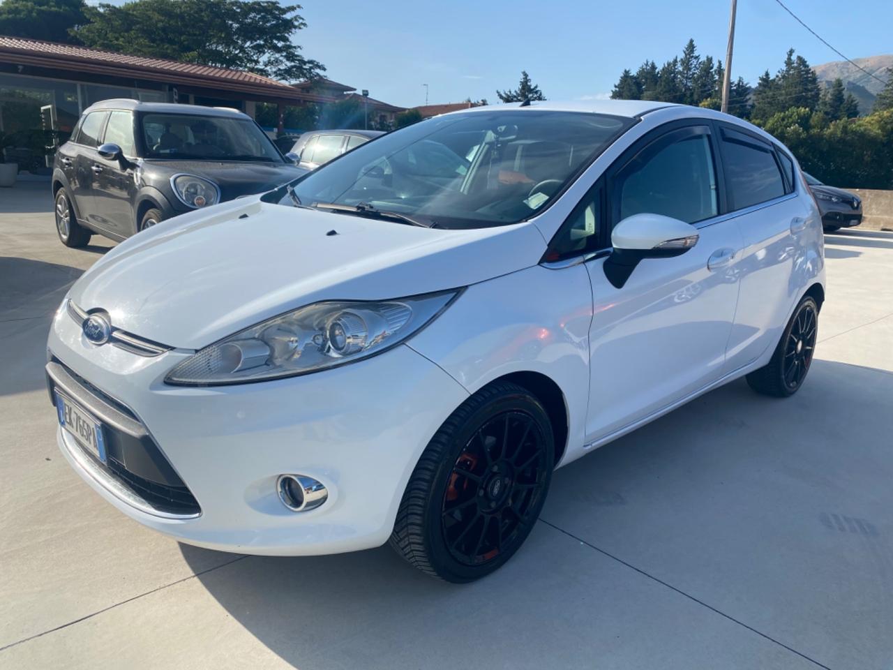 Ford Fiesta 1.4 5 porte Bz.- GPL Titanium