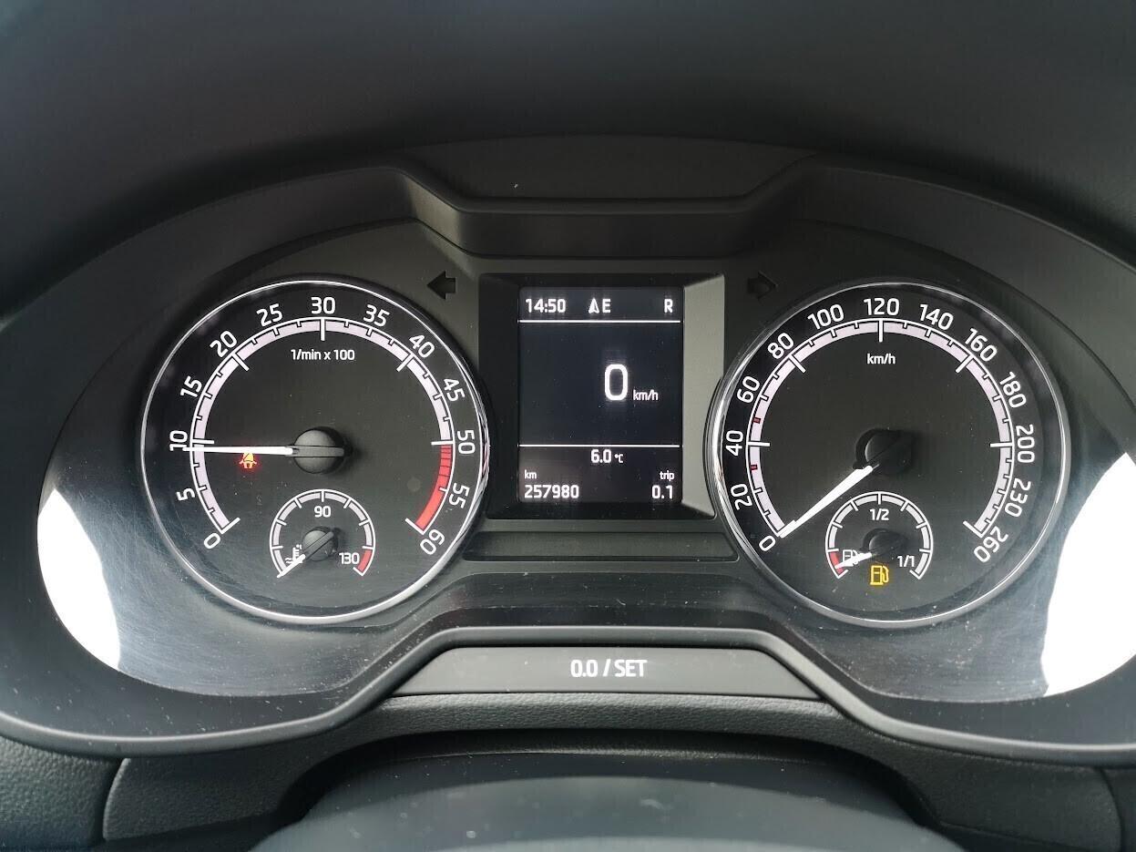 Skoda Octavia 1.6 TDI CR 115 CV DSG Wagon Executive