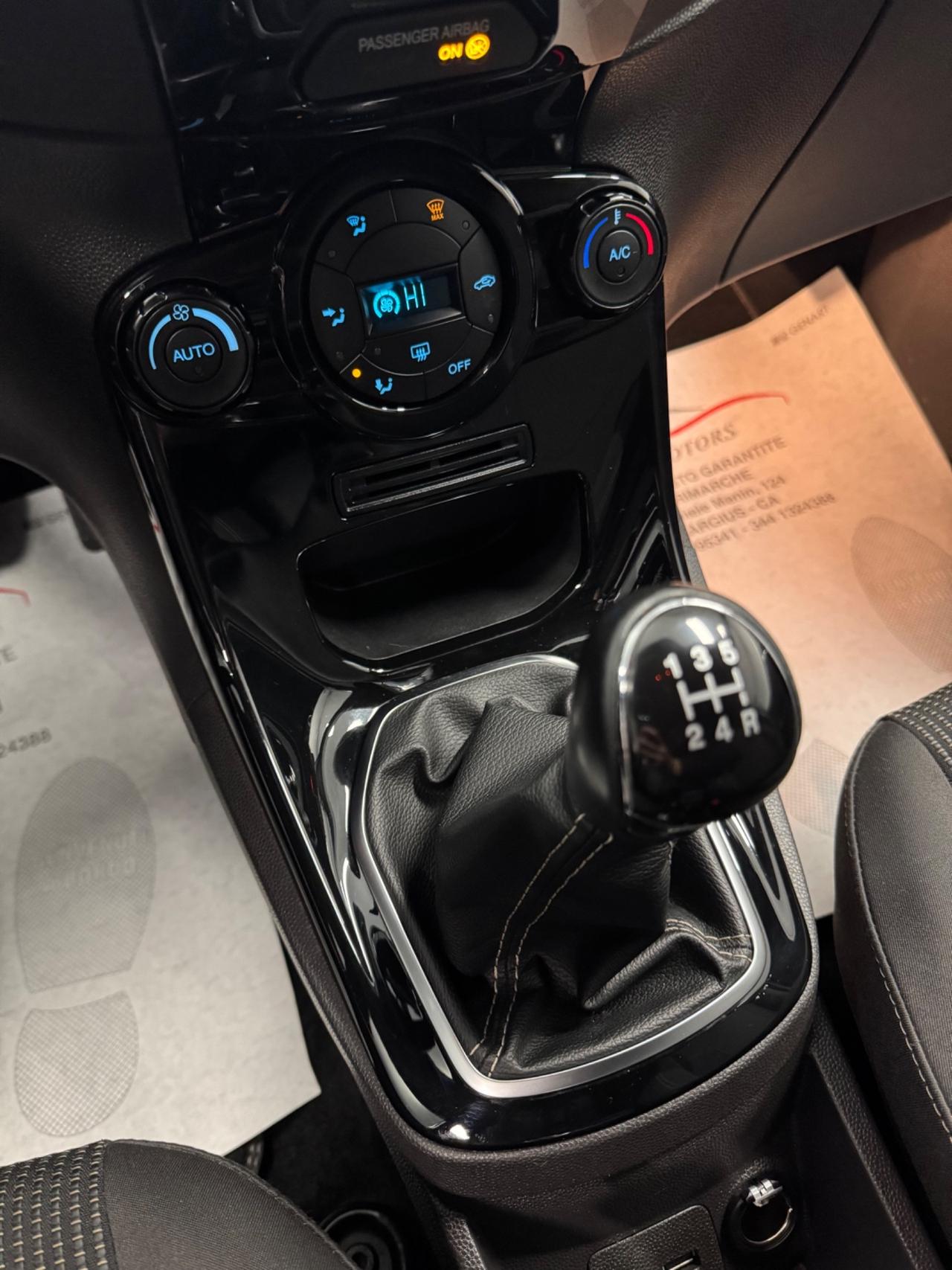 Ford Fiesta 1.5 TDCi 75CV 5 porte Titanium