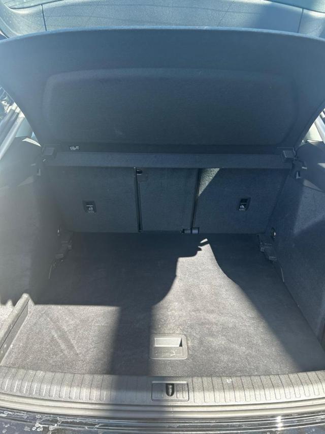 AUDI Q3 35 TDI S tronic Business