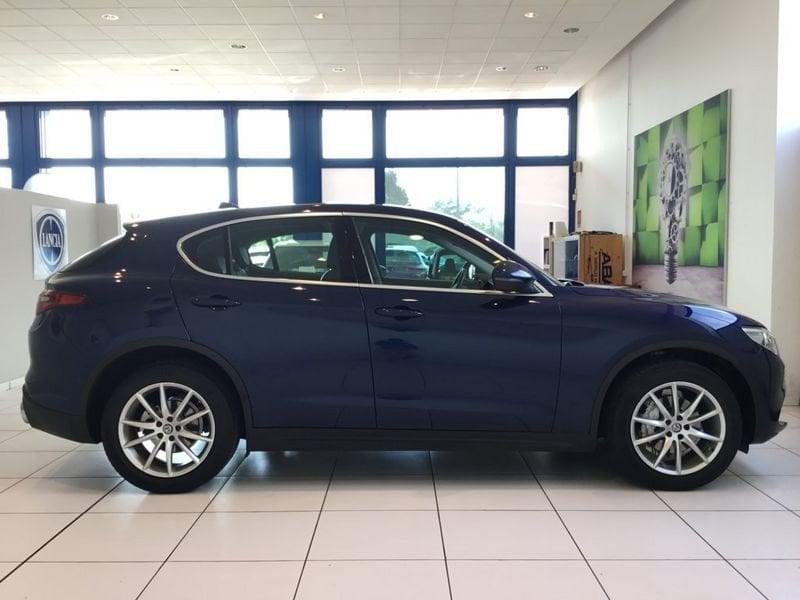 Alfa Romeo Stelvio 2.2 T-Diesel 210 CV AT8 Q4 Executive GANCIO TRAINO