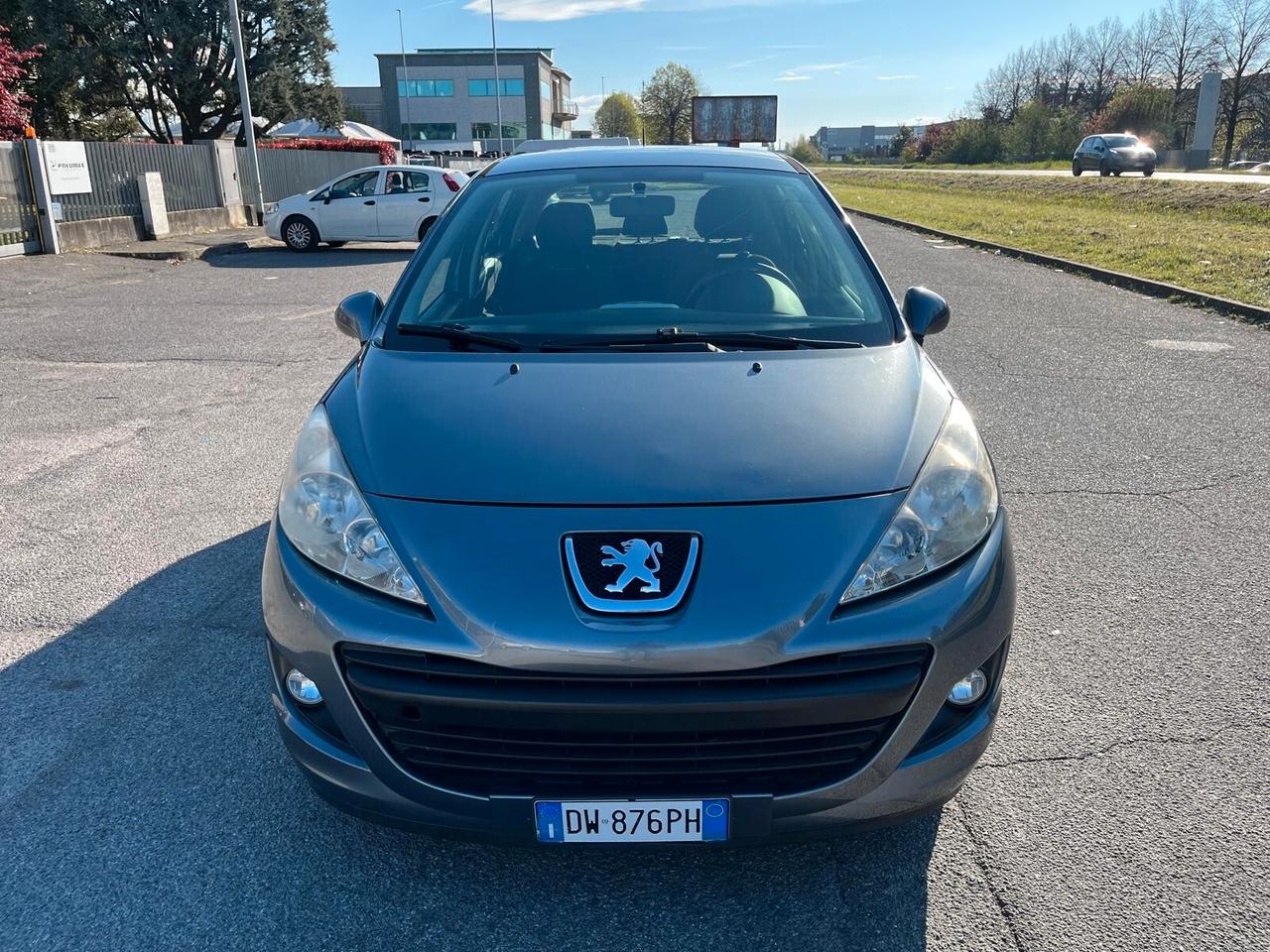 Peugeot 207 1.4 8V 75CV 5p. X Line ECO GPL