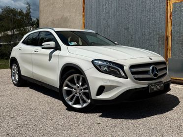 Mercedes-Benz GLA 200 d Sport auto | UNICO PROPRIETARIO