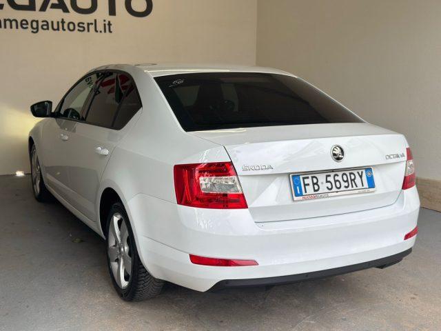 SKODA Octavia 1.6 TDI CR 110 CV DSG Executive