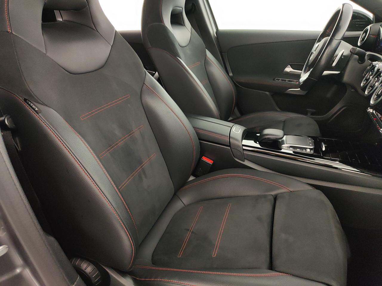 Mercedes-Benz A 200 d Premium auto