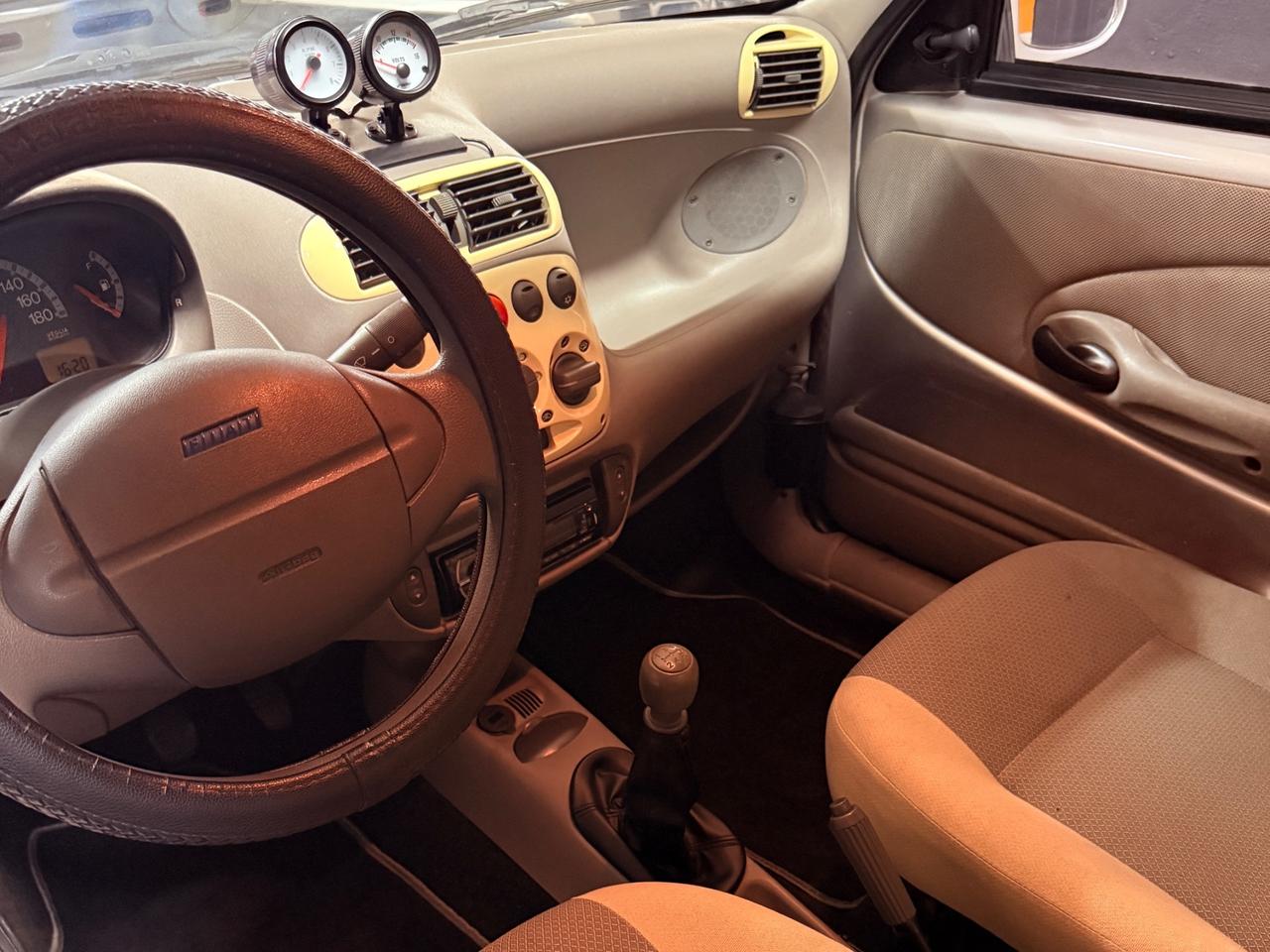 BELLISSIMA FIAT 600 ADATTA A NEOPATENTATI