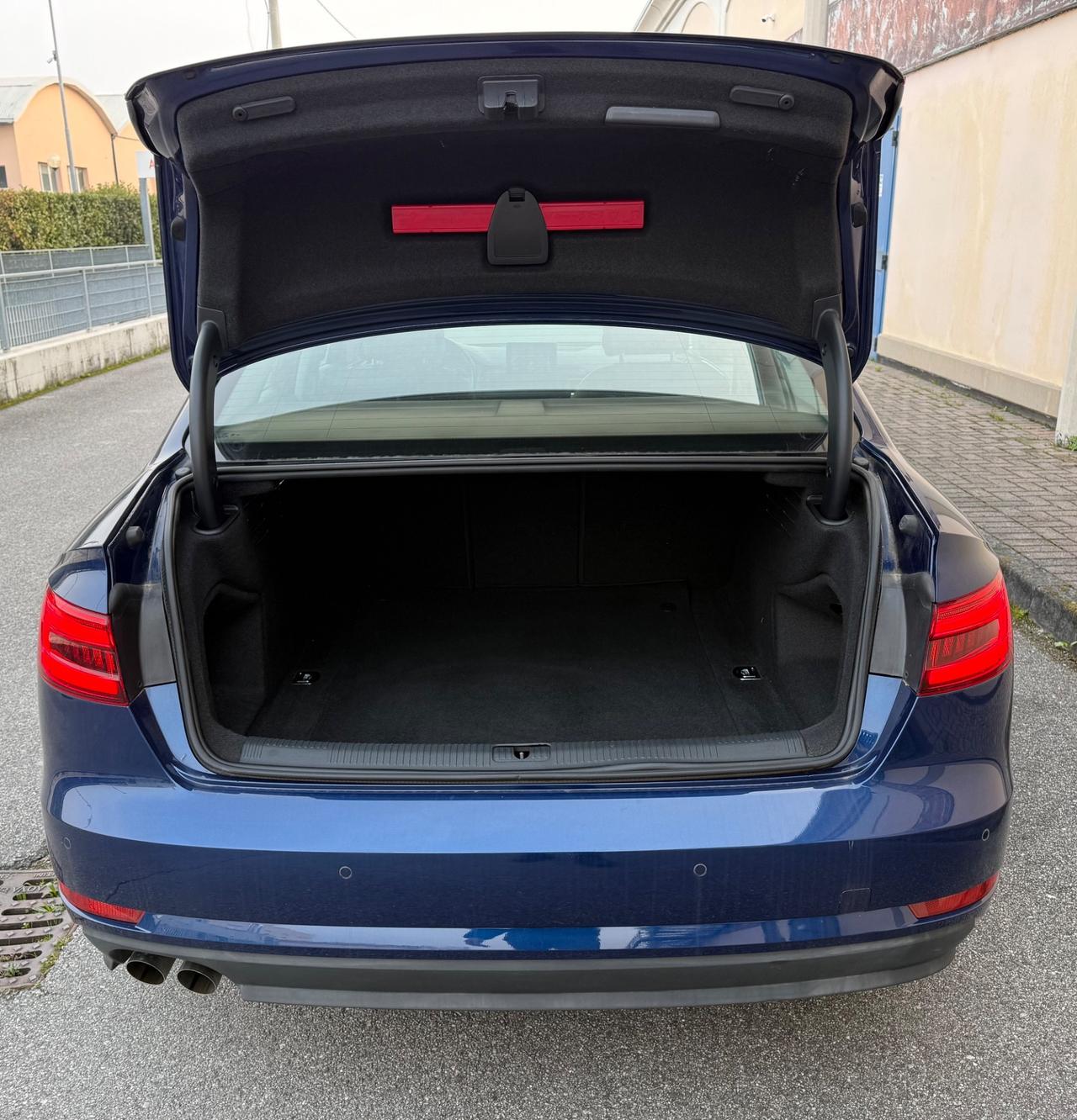 Audi A4 3.0 TDI S tronic Quattro Sport.