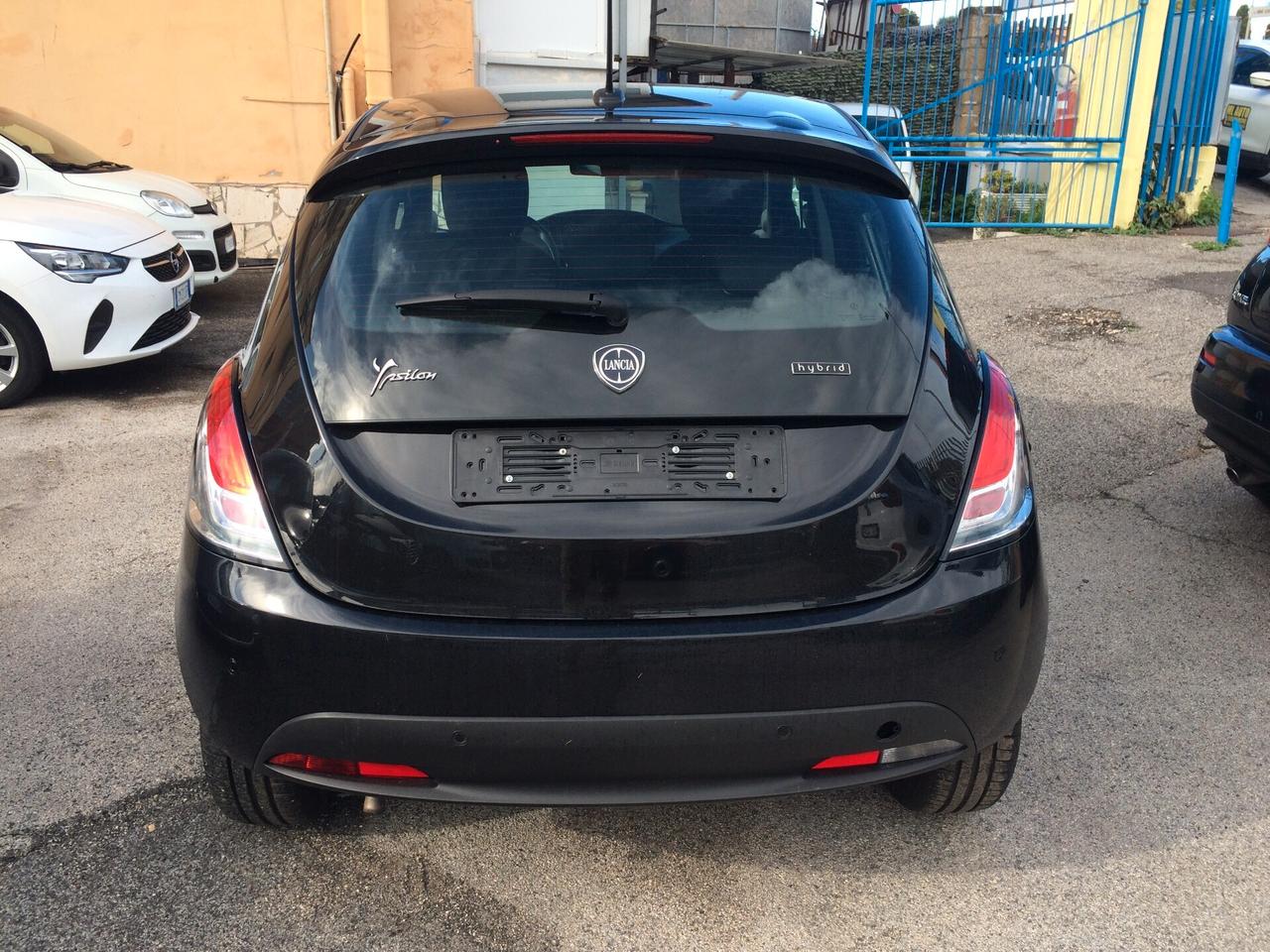 2022 Lancia Ypsilon 1.0 FireFly 5 porte S&S Hybrid Ecochic Silver tagliandata +garanzia !!!