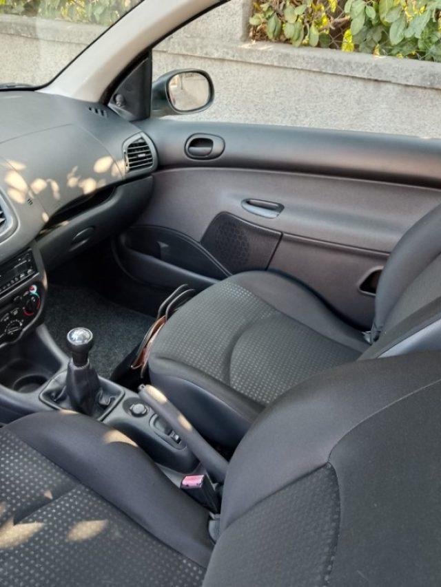 PEUGEOT 206 Plus 1.1 60CV 3p. UNIPRO