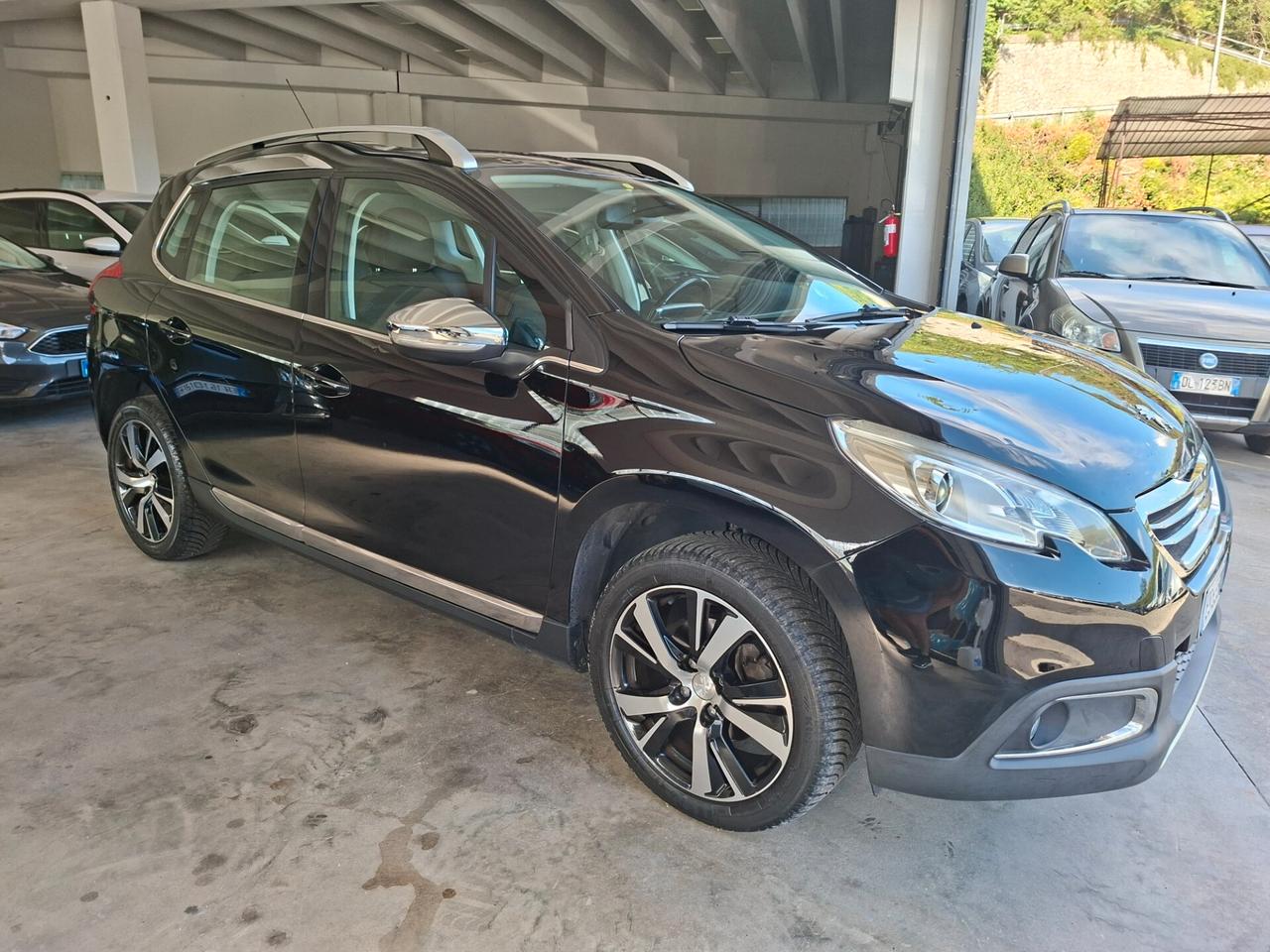 Peugeot 2008 1.6 e-HDi 115 CV Stop&Start Allure