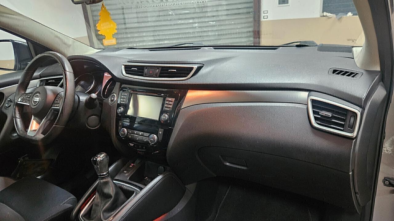 Nissan Qashqai 1.5 dCi N-Connecta