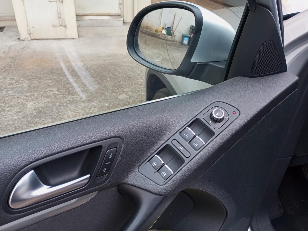 Volkswagen Tiguan 2.0 TDI 140 CV Sport & Style BlueMotion Technology unico proprietario