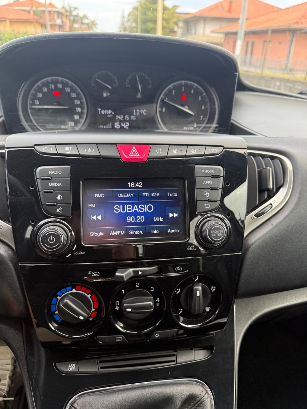 Lancia Ypsilon 1.2 69 CV 5 porte GPL Ecochic Gold