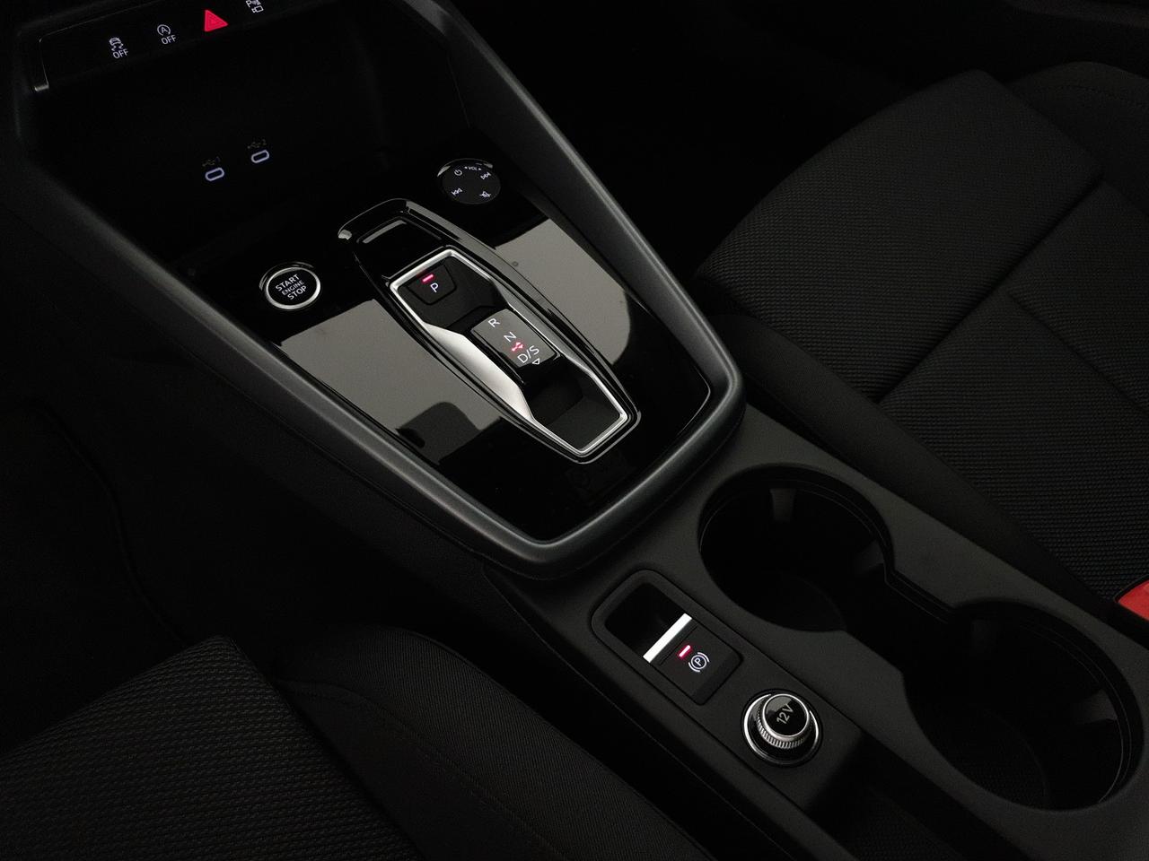 Sportback 2.0TDI 150CV S tronic Business Advanced