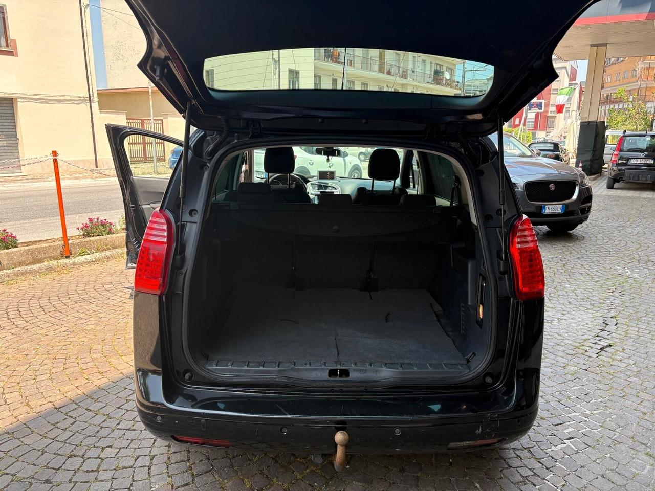 Peugeot 5008 1.6 e-HDi 115CV Stop&Start ETG6 Active