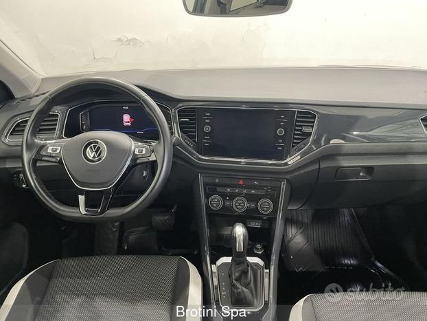 Volkswagen T-Roc 1.5 TSI ACT DSG Advanced Blu...