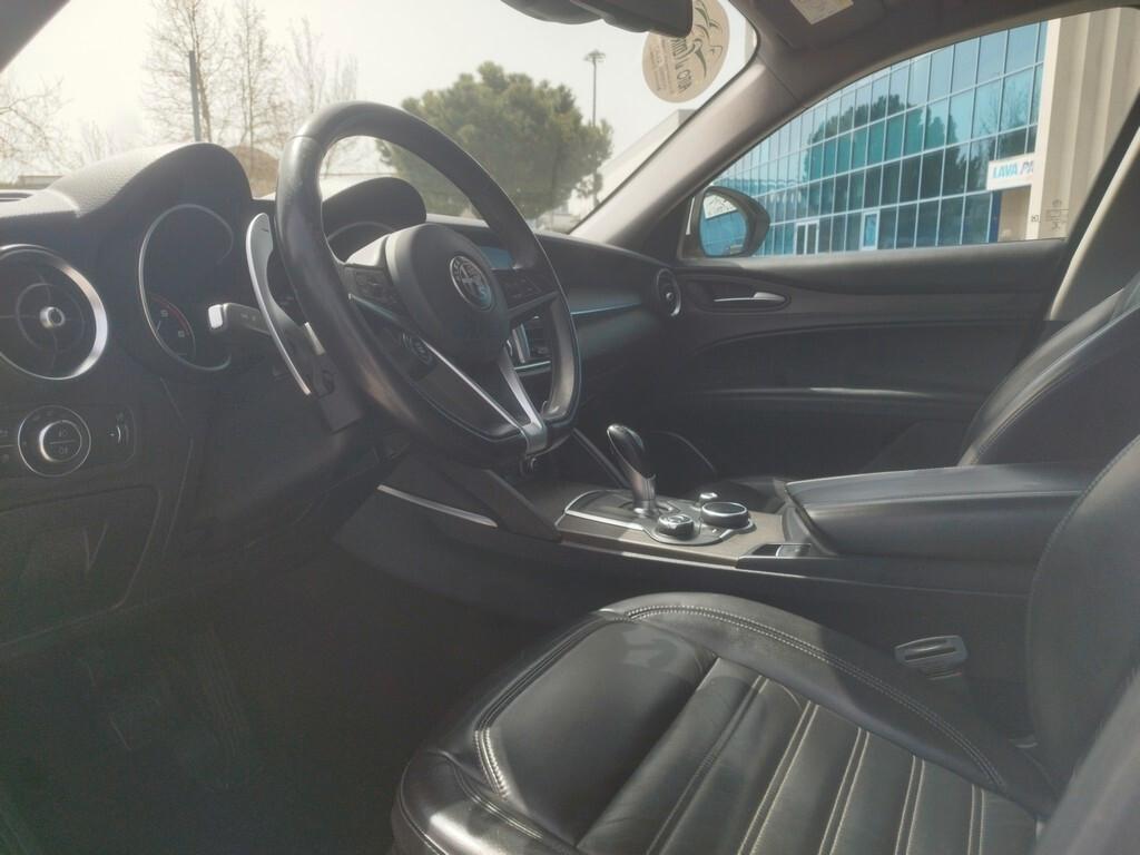Alfa Romeo Stelvio 2.2 Turbodiesel 210 CV AT8 Q4 Super