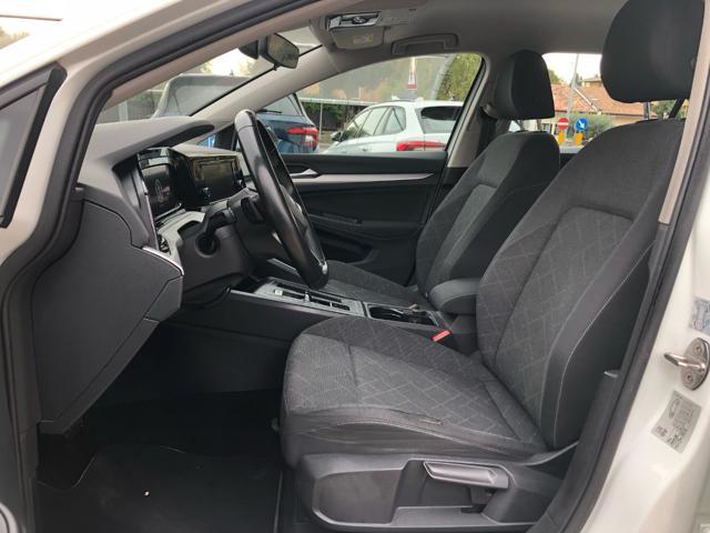 VOLKSWAGEN Golf 1.0 eTSI EVO DSG Life OK NEOPATENTATI