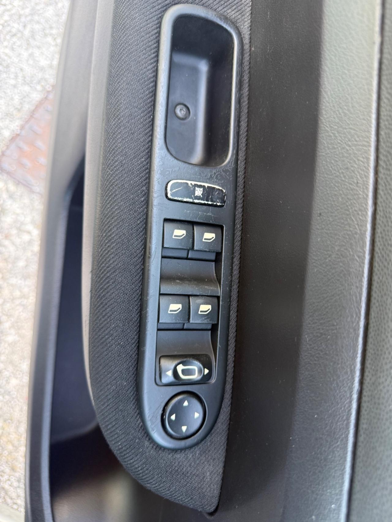 Peugeot 307 1.6 5p.