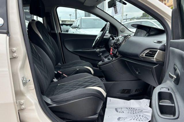 LANCIA Ypsilon 1.2 69 CV 5 porte GPL Ecochic Gold