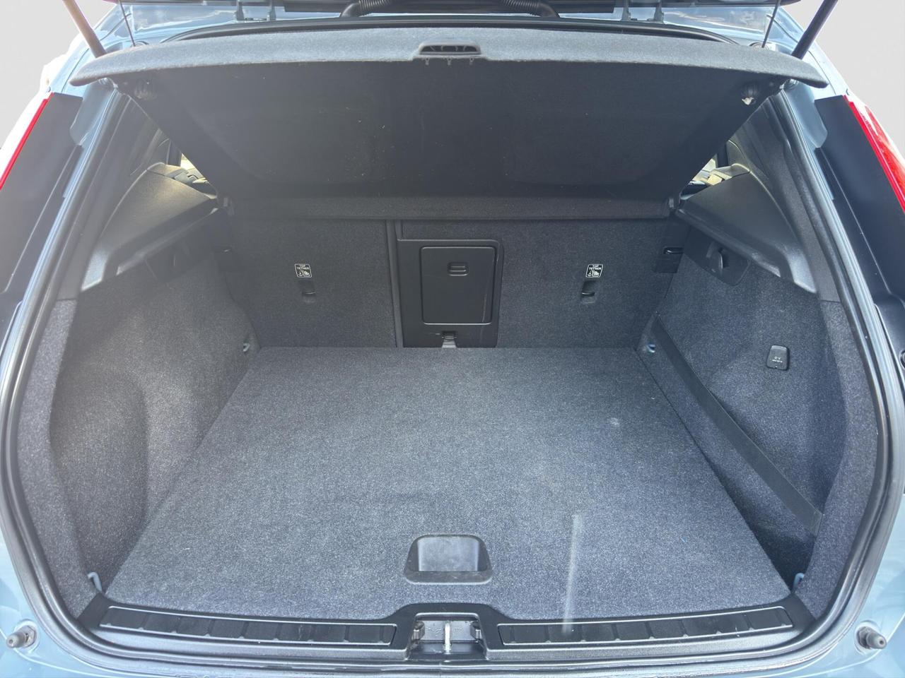 Volvo XC40 2.0 150cv d3 Momentum 2020