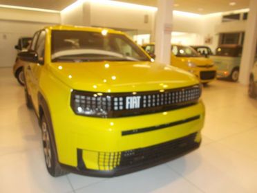 FIAT Grande Panda Hybrid Hybrid Icon 338.7575187 MASSARI MARCO PRONTA IN SEDE