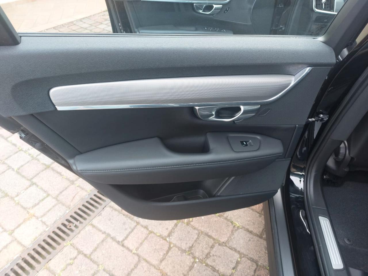 Volvo V90 Cross Country B4 (d) AWD Business Plus Auto