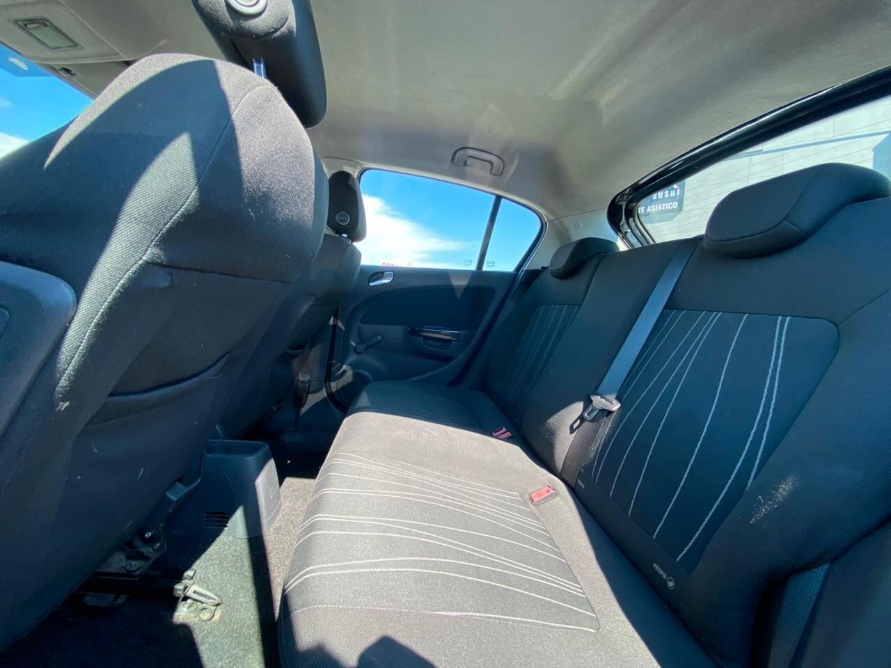 Opel Corsa 1.2 5 porte Easytronic Cosmo