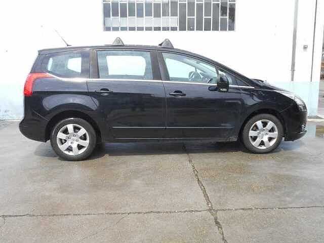 Peugeot 5008 2.0 HDi 150CV Tecno