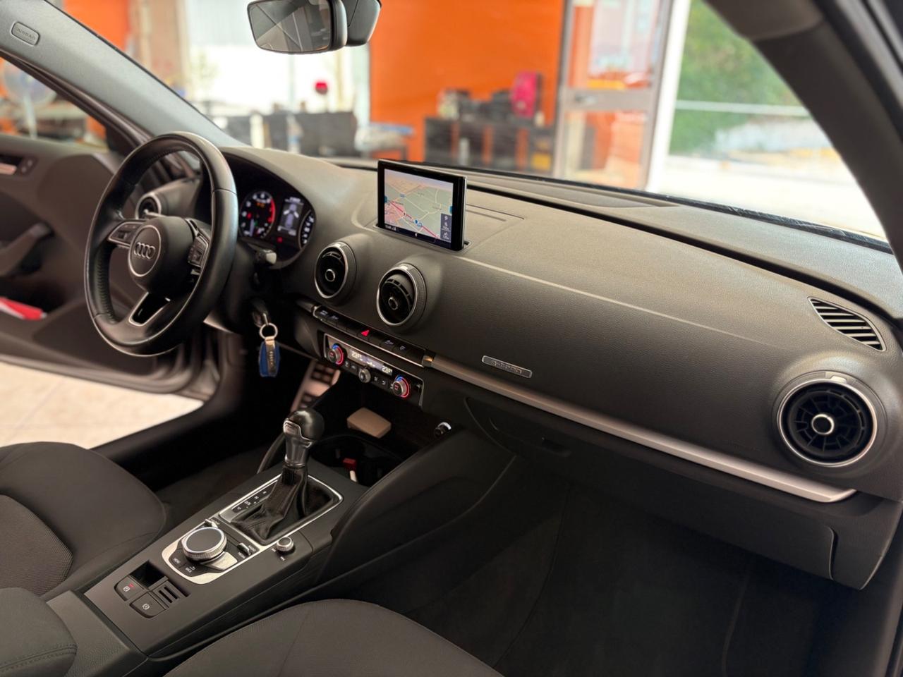Audi A3 SPB 30 g-tron S tronic Sport