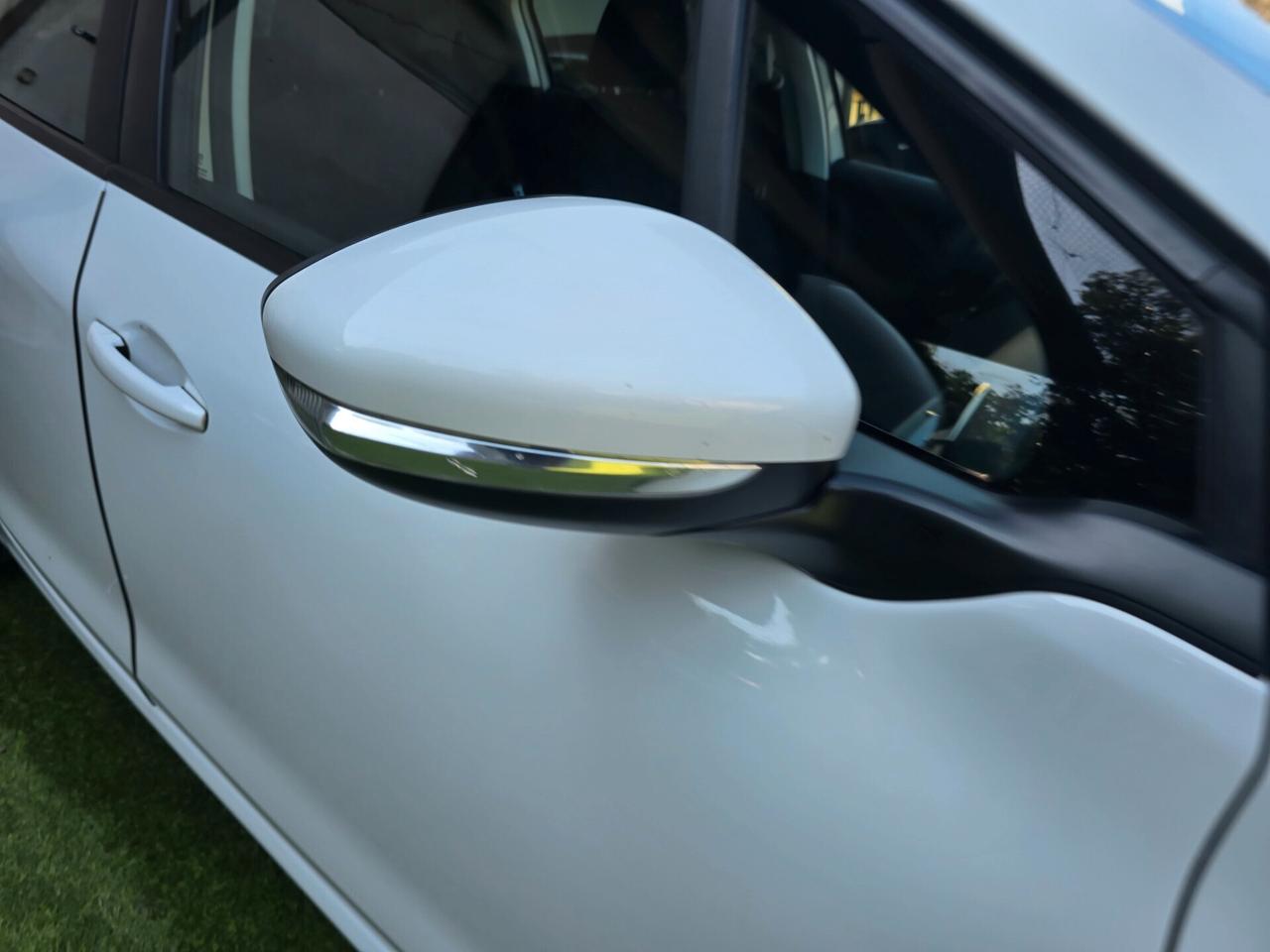 Peugeot 208 1.6HDI 75CV Allure 94000KM-2018