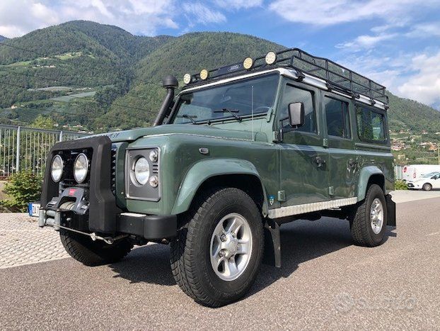 LAND ROVER Defender - 2008