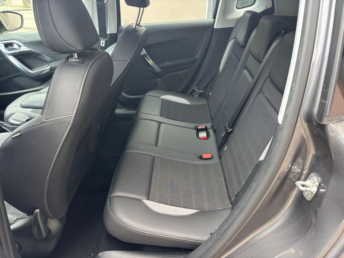 PEUGEOT 2008 1.6 BlueHDi 120CV S&S Allure