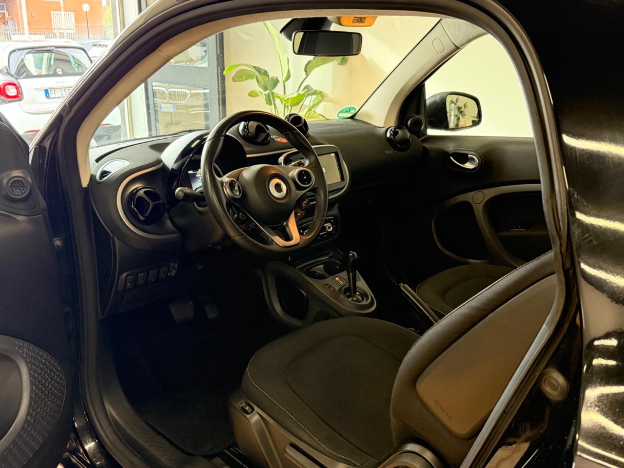 Smart ForTwo 71CV PASSION TWINAMIC LED NAVIGATORE CERCHI PRIME GARANZIA UNIPRO