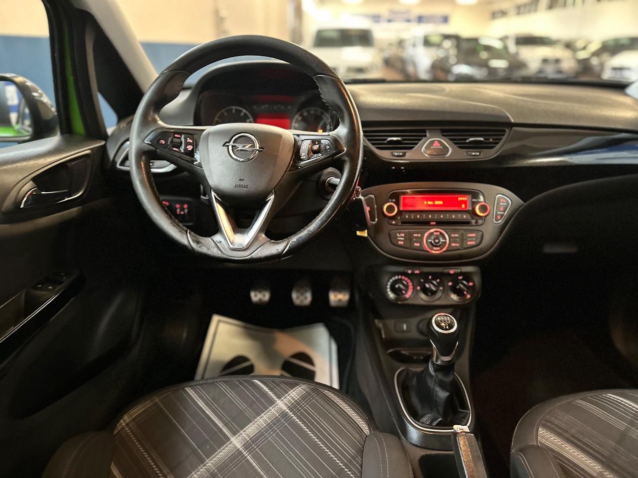 Opel Corsa 1.4 90CV /2015/kmcertif/ok neopate/benzi