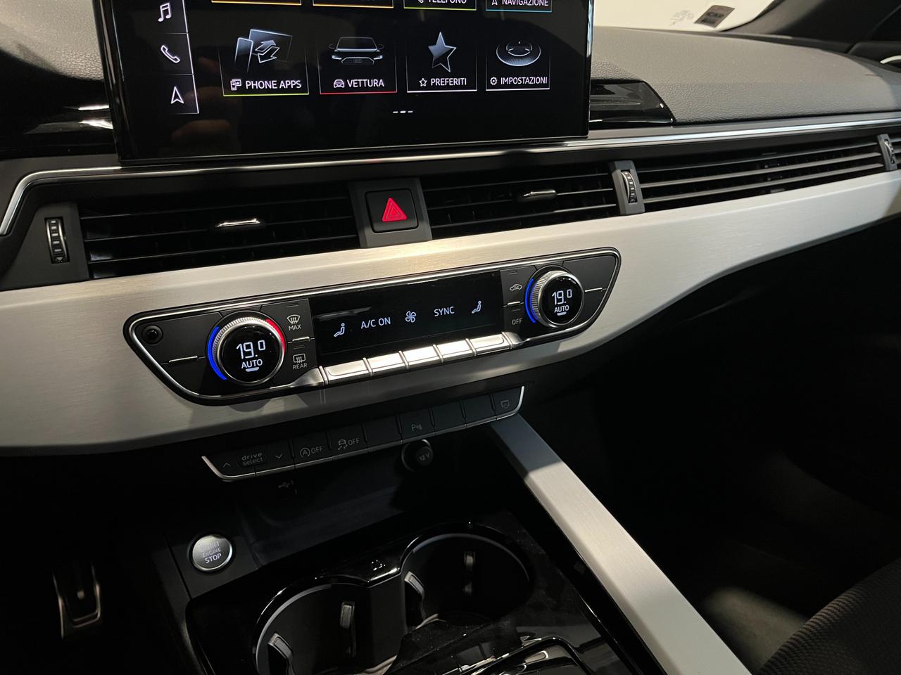 AUDI A4 AVANT 35 TFSI MHEV S-TRONIC S-LINE EDITION