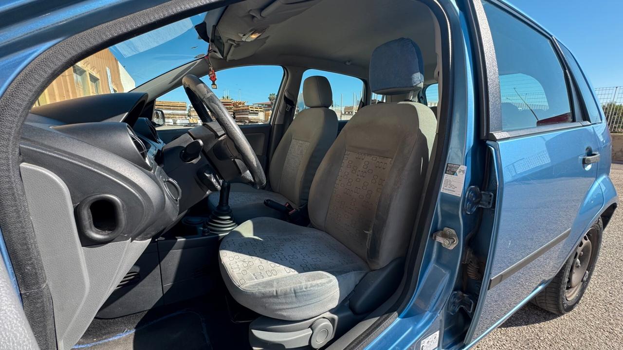 FORD FIESTA 1.2 BENZINA 75CV - 2003