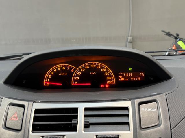 TOYOTA Yaris 1.3 5 porte Sol