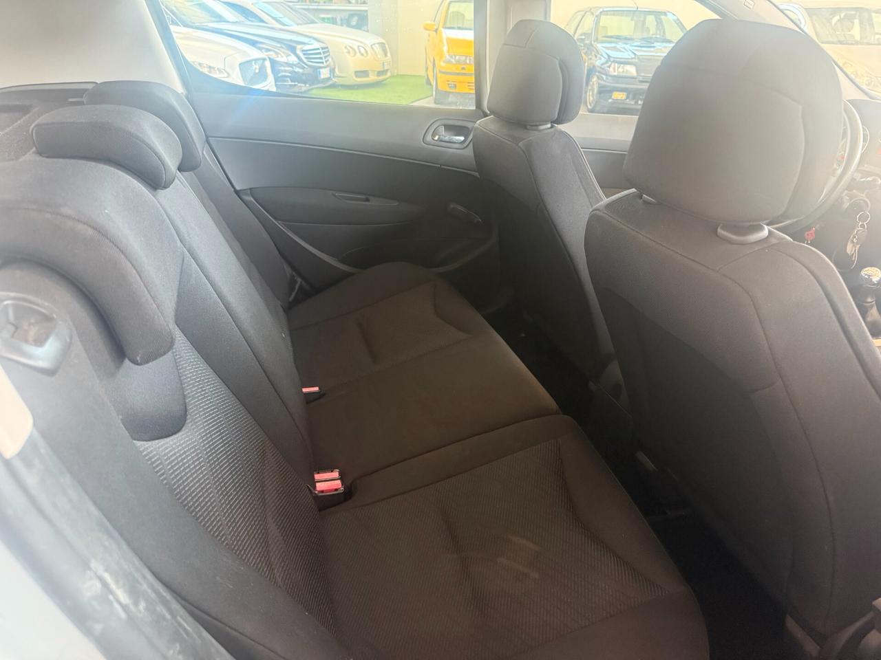 Peugeot 308 1.4 VTi 95CV 5p. Premium