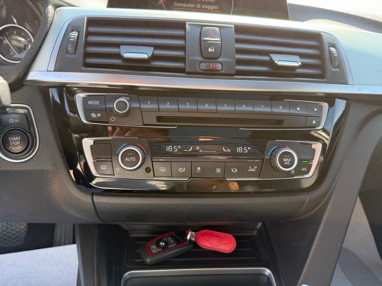 Bmw 320d xDrive Touring Sport -TETTO APRIBILE, CERCHI 19
