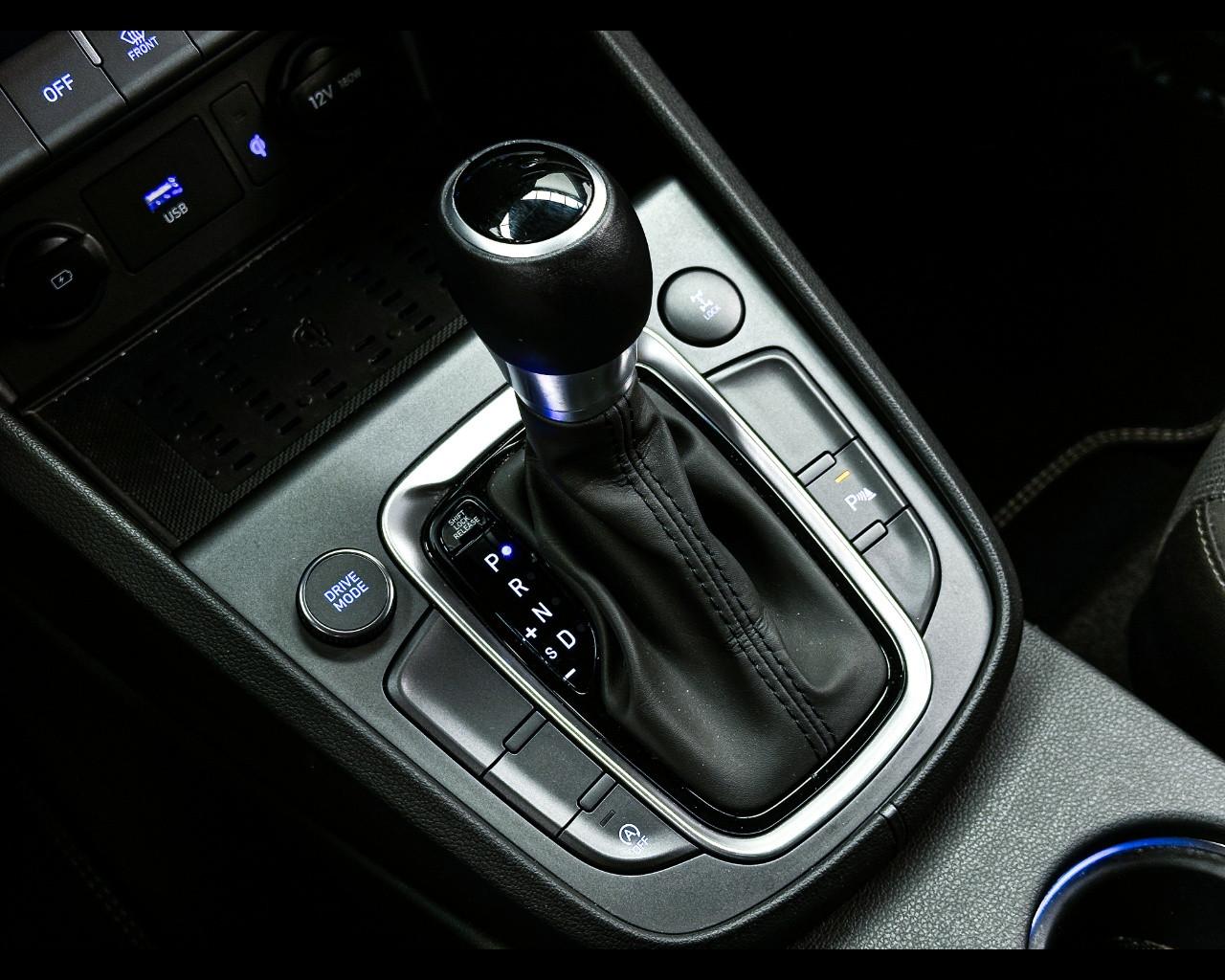 HYUNDAI Kona 1.6 CRDI 4WD Hybrid 48V DCT XLine