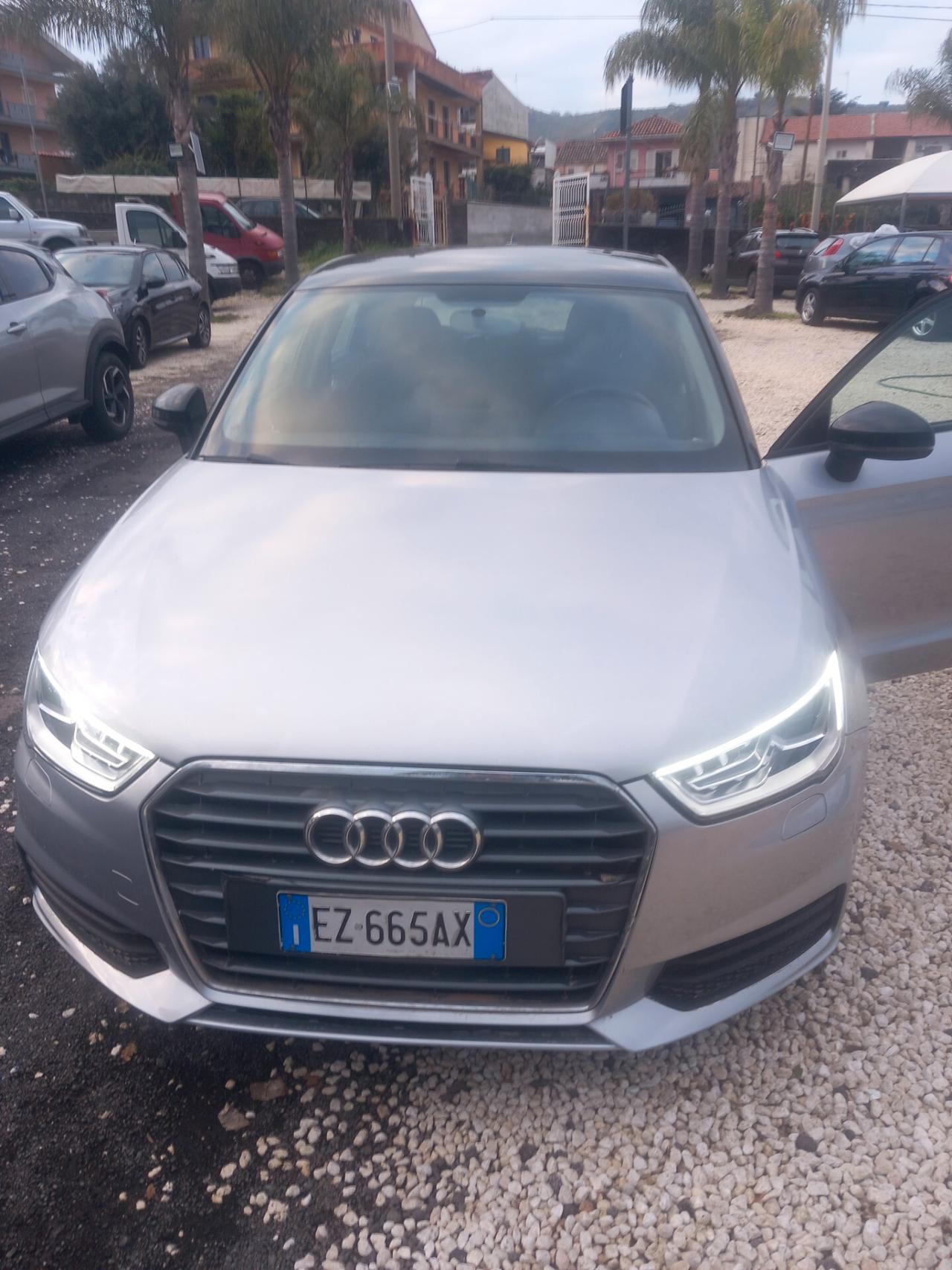 Audi A1 1.6 TDI 116 CV S tronic Sport