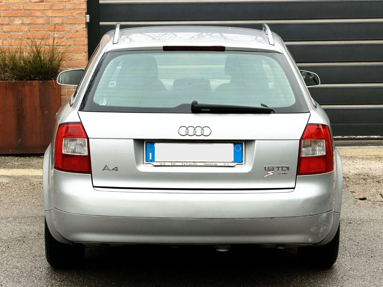 Audi A4 1.9 TDi 4x4 130cv-218.000km-U.Prop-2004