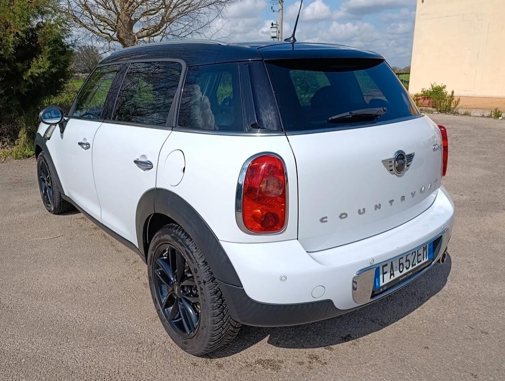Mini Cooper Countryman 2.0 D Automatica