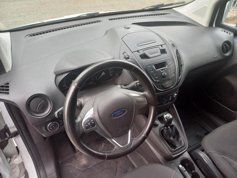 Ford Transit Courier van 15 tdci 75 cv