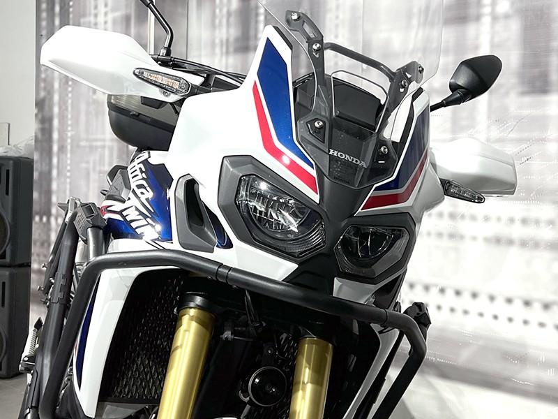 Honda Africa Twin 1000 ABS DCT Tricolor
